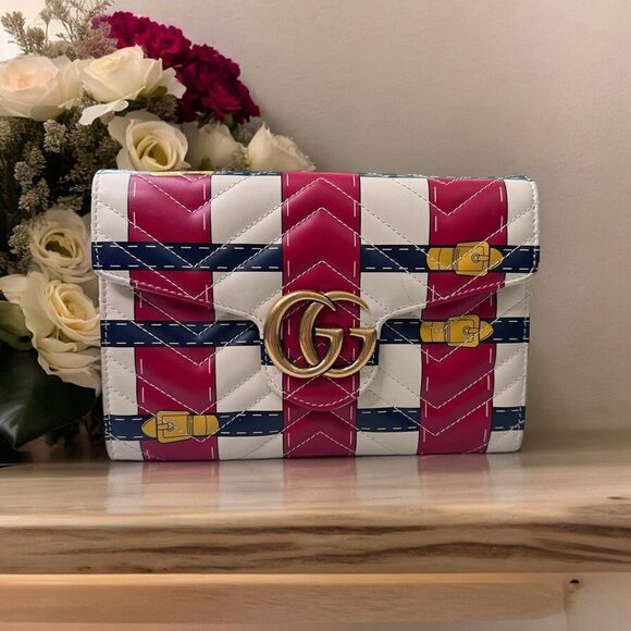 Gucci Marmont Trompe L’Oeil Wallet on Chain - Picture 1 of 9